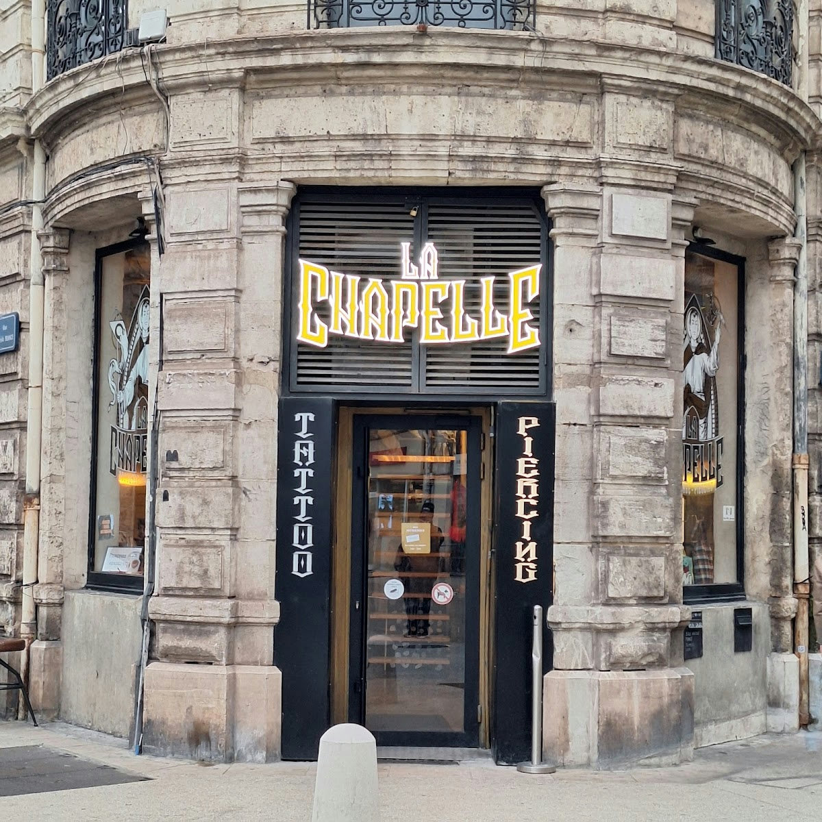 La Chapelle Tattoo à 34